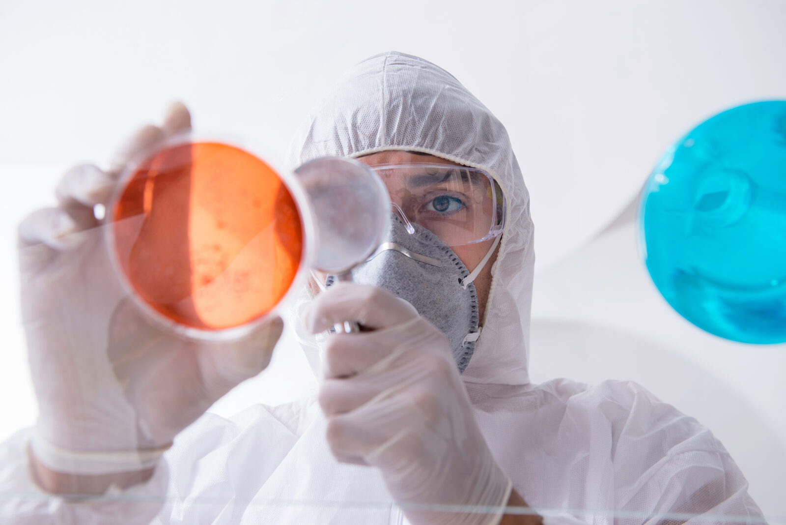 control microbial contamination in biotechnology cleanroom