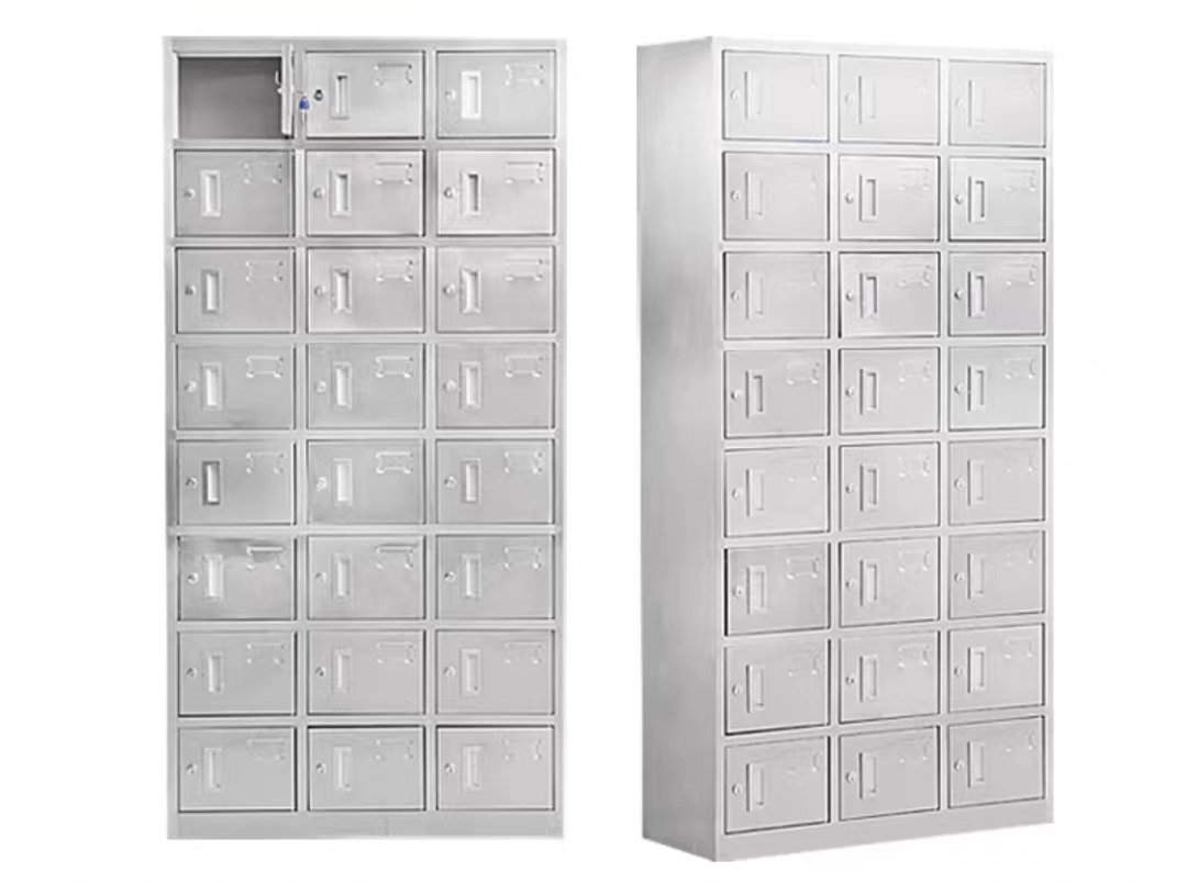 24-door locker