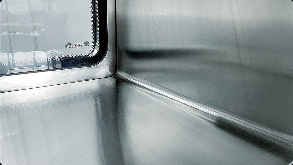 Internal arc design, easy to clean and prevent dust accumulation