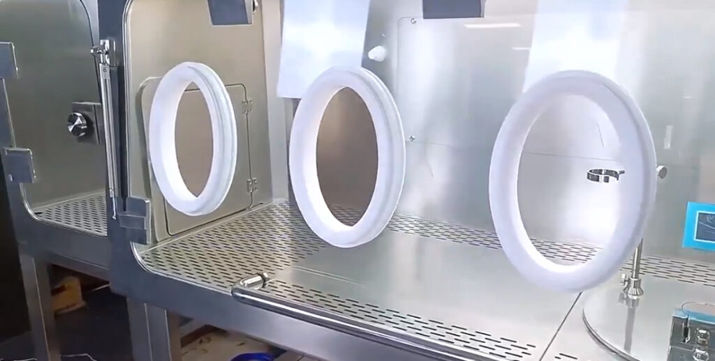 ISO 5 isolator for pharmaceutical clean room 4