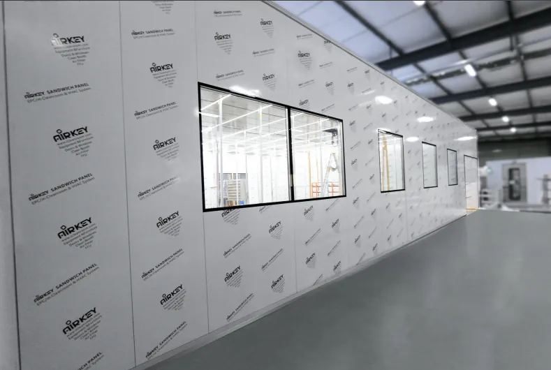 Prefabricated clean room