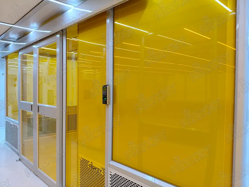 Infrared-sensor cleanroom electric sliding door for touch-free access control
