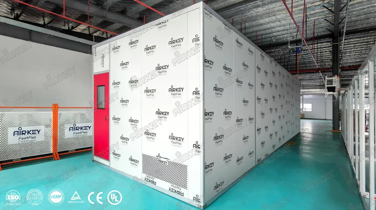 pharmaceutical cleanroom