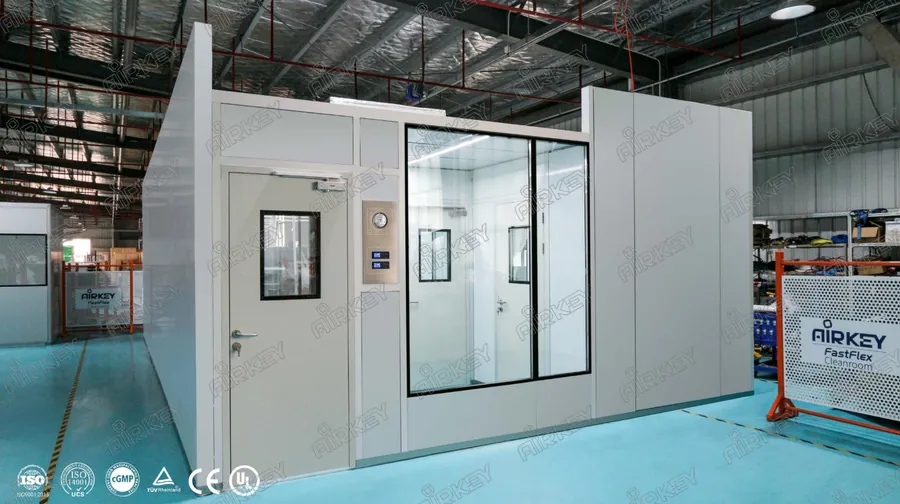 How Airkey Built an ISO 6 Modular Cleanroom for Aseptic Preparation in a US Biotechnology Facility