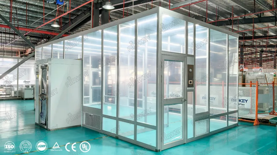 ISO 7 Modular Cleanroom Solution for Plastic Technology in Spain